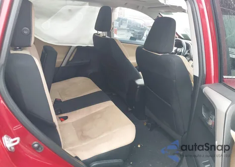 2016 Toyota Rav4 Xle z USA, uszkodzony, nr VIN 2T3WFREV3GW239002